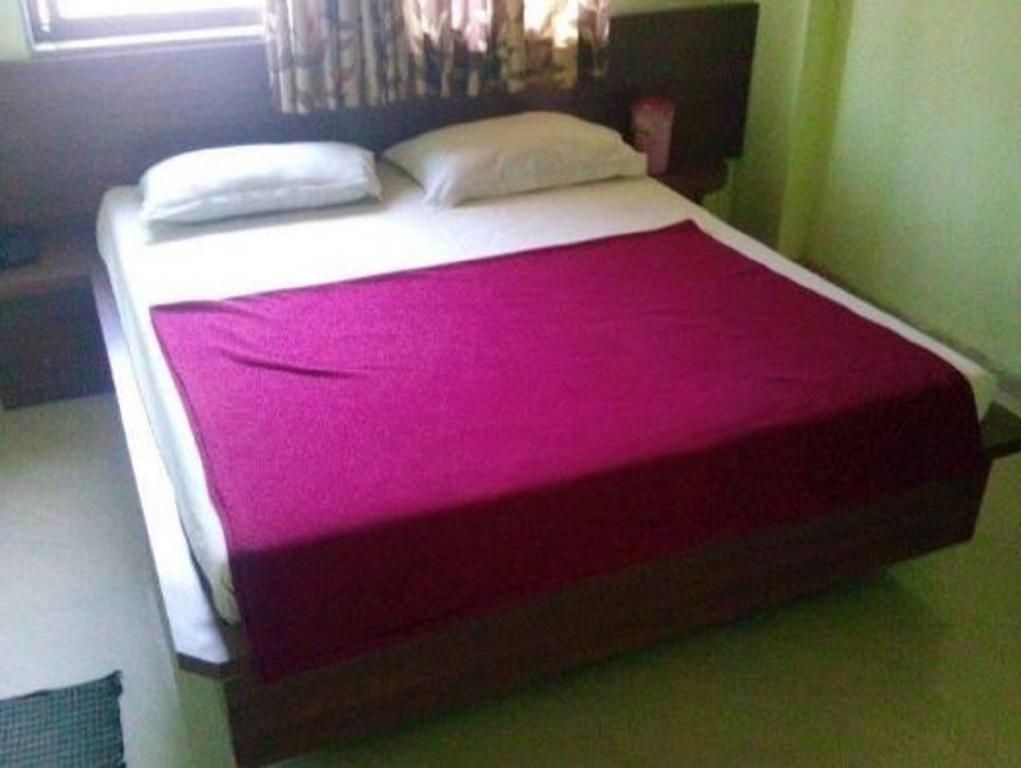 Sri Sai Sannidhi Hotell Shirdi Eksteriør bilde